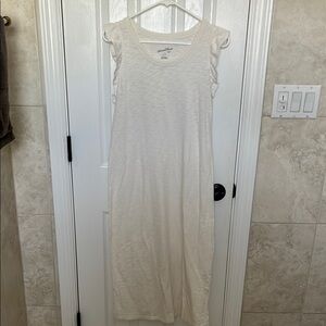 Casual White Sleeveless Dress